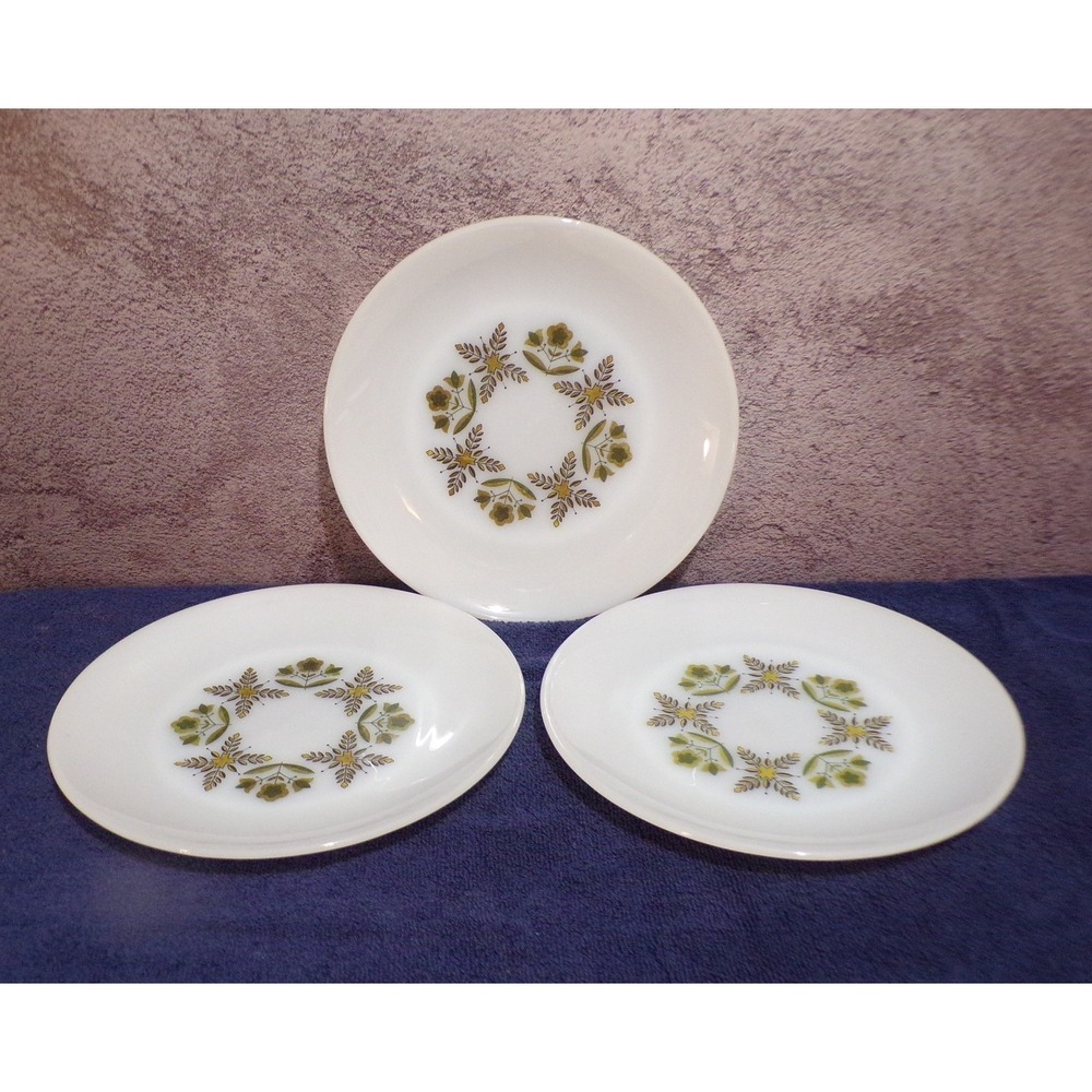 Vintage Pyrex Homestead Milk Glass Dinner Plates Set of 3 White Green Blue